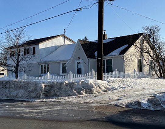 2nd image of 2716 19th Ave E