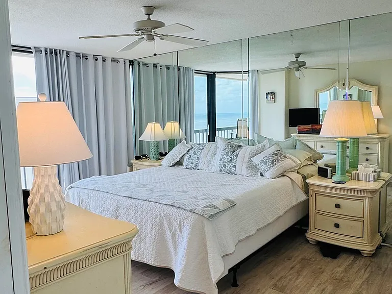 9500 S Ocean Dr #Penthouse 09 — Photo 9