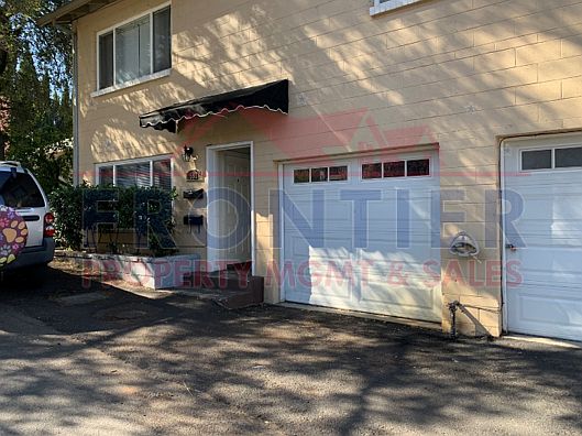 2nd image of 582 Barretta St #A