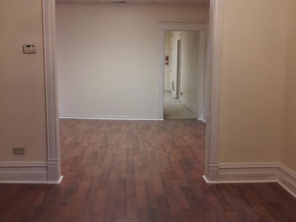 2nd image of 3548 S Hoyne Ave