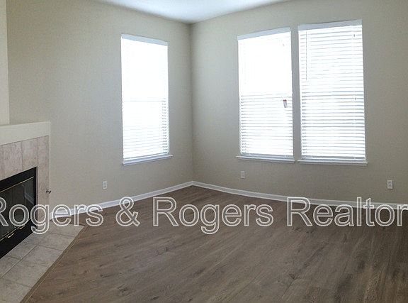 5th image of 2813 Rubino Cir