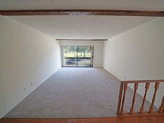 4th image of 24525 Trevino Dr Unit 6