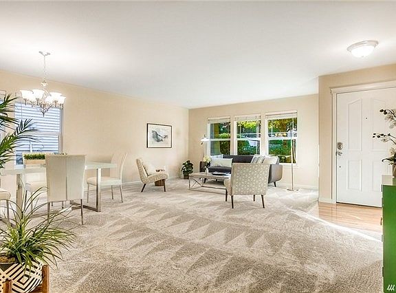 4th image of 36527 SE Woody Creek Ln