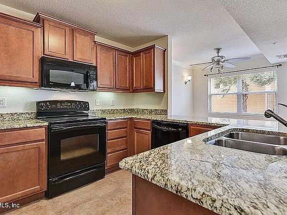 4th image of 108 LAGUNA VILLAS Boulevard #D26