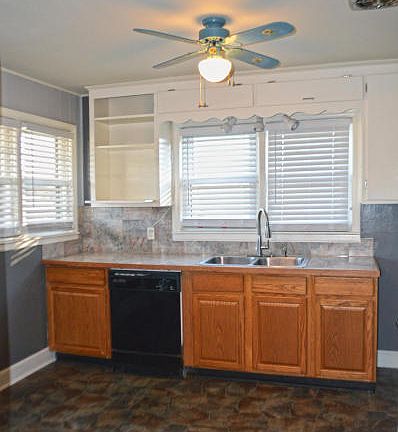 5th image of 1578 Gallimore St