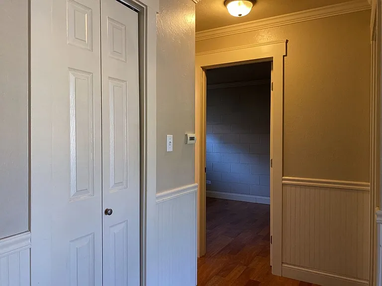 125 E Mrytle Flats — Photo 41