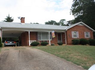 1143 Sheffield Dr, Lynchburg, VA