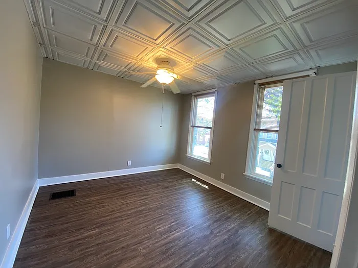 931 Franklin St #RIGHT — Photo 18