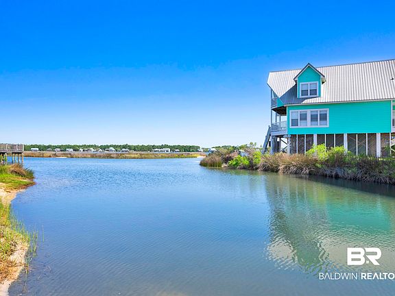 5th image of 104 Sand Dune Dr