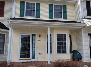 1656 York Dr, Christiansburg, VA 24073