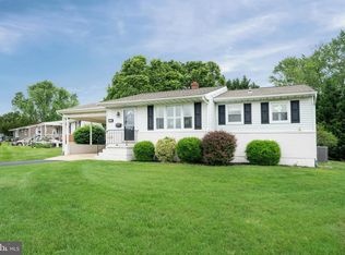 128 Durso Dr, Newark, DE 19711