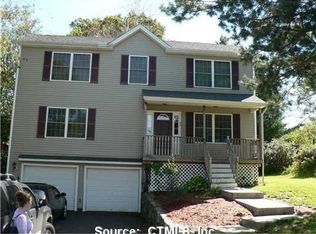 29 Haystack Cir, Waterbury, CT 06704