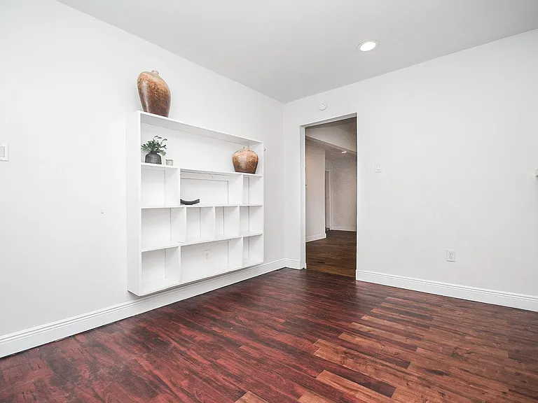 2406 Blue Mist Ct — Photo 23