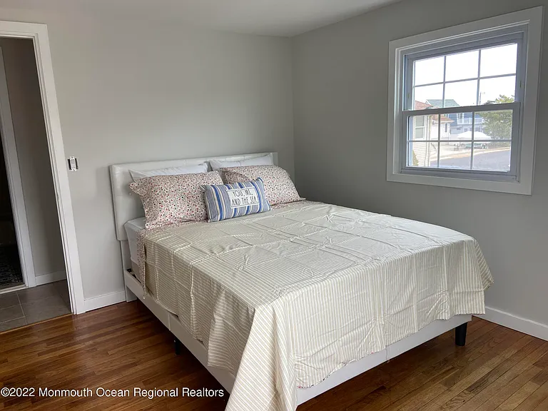 452 Marathon Ct — Photo 13