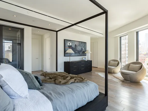 15 Renwick Street image 1 of 14