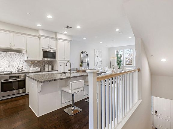5th image of 3220 Yucca Ave Unit 4