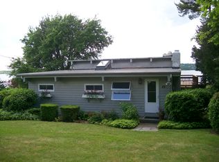 29 Seaside Dr, Jamestown, RI 02835