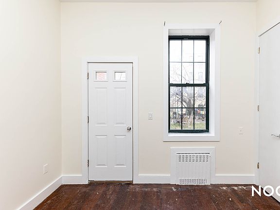 5th image of 253 Jefferson St #1H