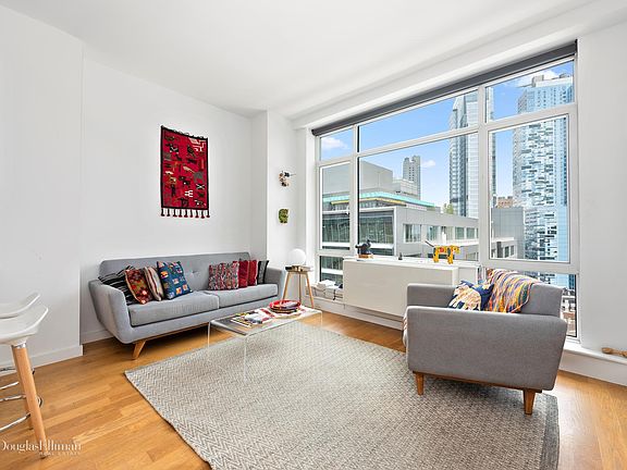 2nd image of 189 Schermerhorn St APT 25H