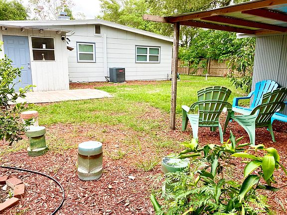 3rd image of 236 Emerald Ln