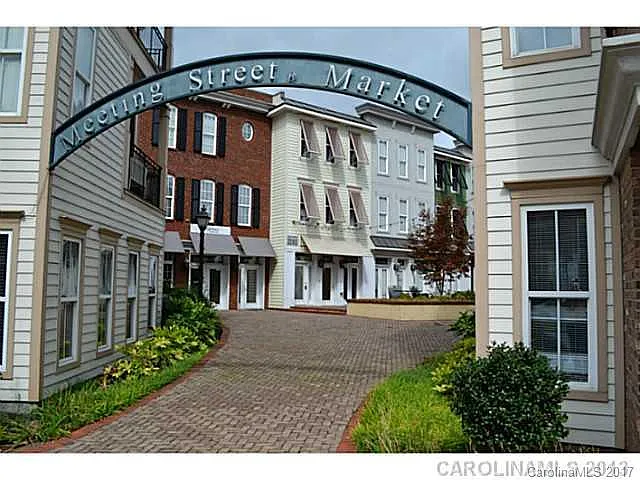 2090 Ayrsley Town Blvd photo 1