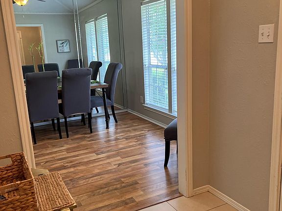 4th image of 2240 Roundrock Dr