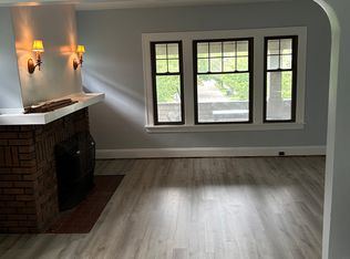 3090 Kensington Rd, Cleveland Heights, OH 44118