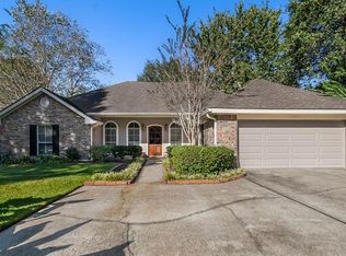 438 Westwood Dr, Mandeville, LA 70471