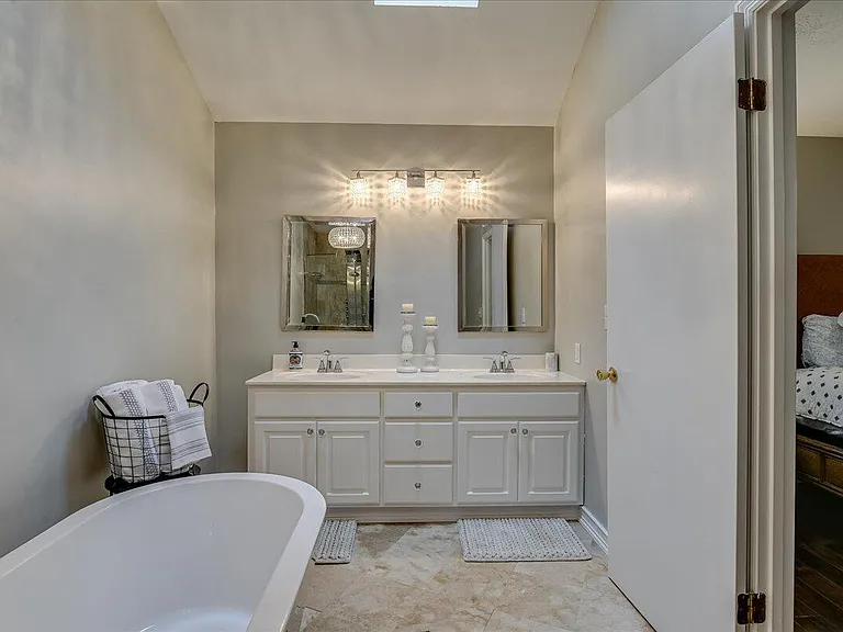 446 Creekwalk Dr — Photo 18
