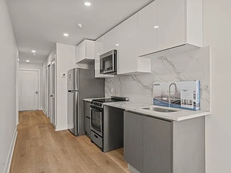 253 N 3rd St #32 — Photo 5