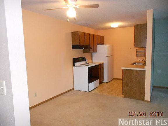 3rd image of 14182 Pennock Ave APT 202