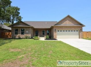 2709 Carter Creek Pkwy, Bryan, TX 77802