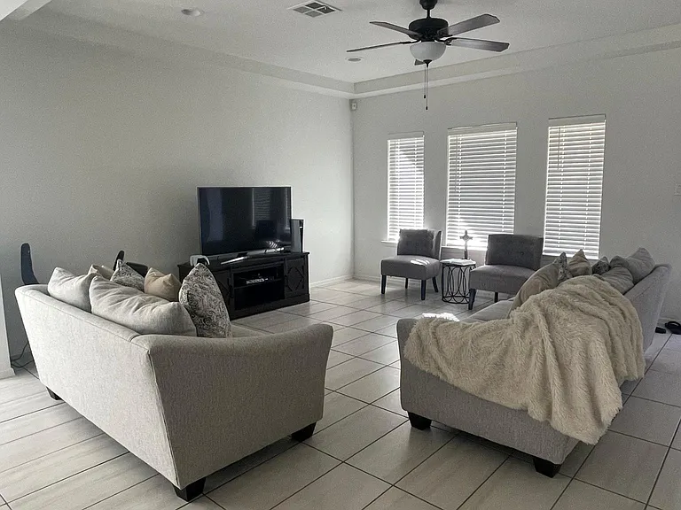 12620 Blue Heron Dr — Photo 9
