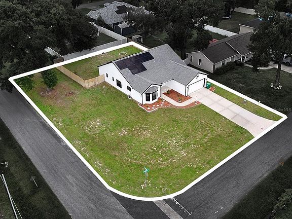 4th image of 370 CARRIAGE LANE