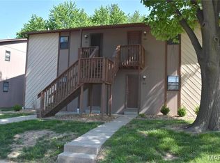 94 Peachtree Ln, Fairview Heights, IL 62208