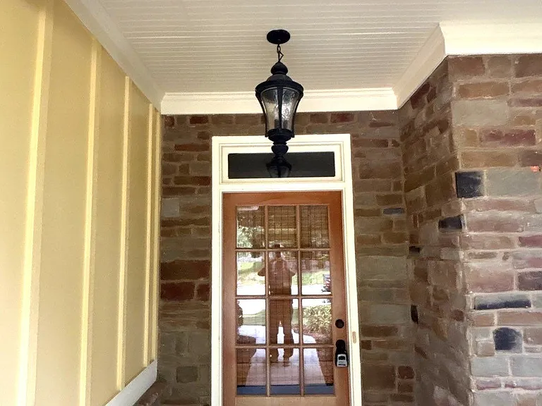 1018 Silver Lake Dr — Photo 5