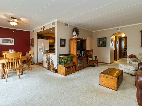 4th image of 16743 Paxton Ave APT 2N