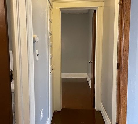 5th image of 4019 Whitney Ave #1