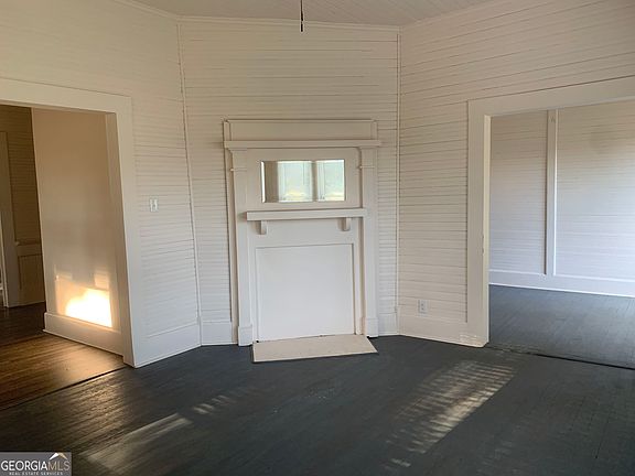 5th image of 2928 Mount Hebron Rd
