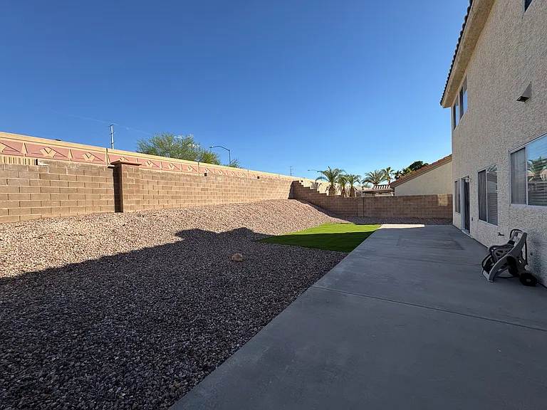 2883 Cordillera Dr — Photo 31