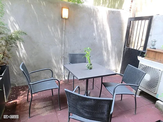 Rented by Citi Habitats | media 54