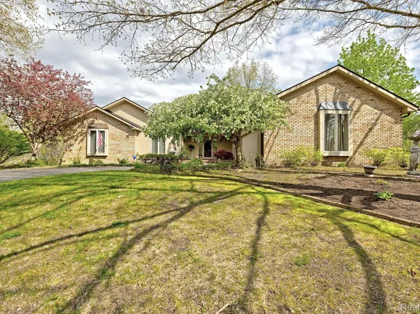 2940 Reese Rd, Ortonville, MI 48462