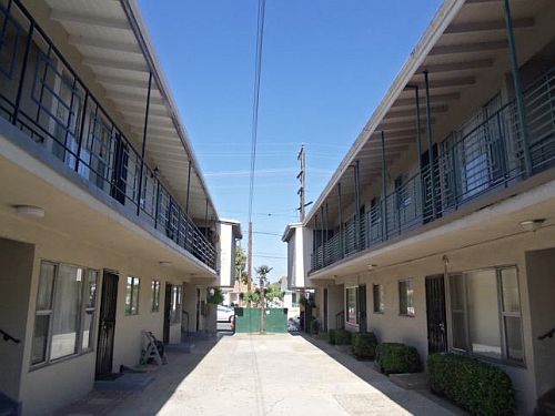 4th image of 16120 Van Ness Ave APT 06