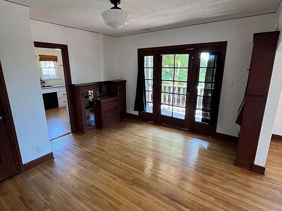 3rd image of 6234 Painter Ave