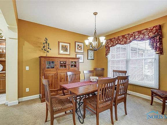 5th image of 700 Meadowview Dr