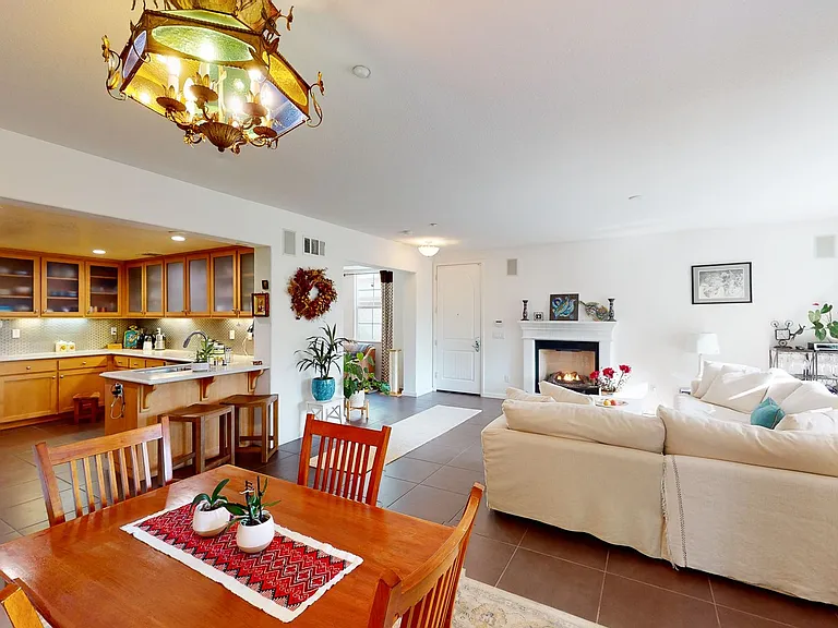 2811 Quarryhill Ave — Photo 7