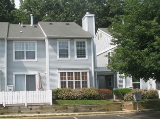 55 Almond Dr, Somerset, NJ 08873