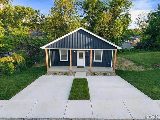 208 Walnut St, Crystal City, MO 63019