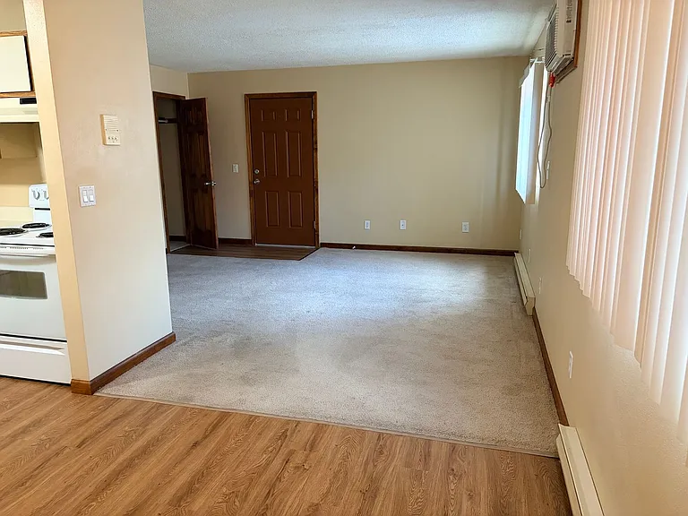 12 S Nanticoke Ave — Photo 8