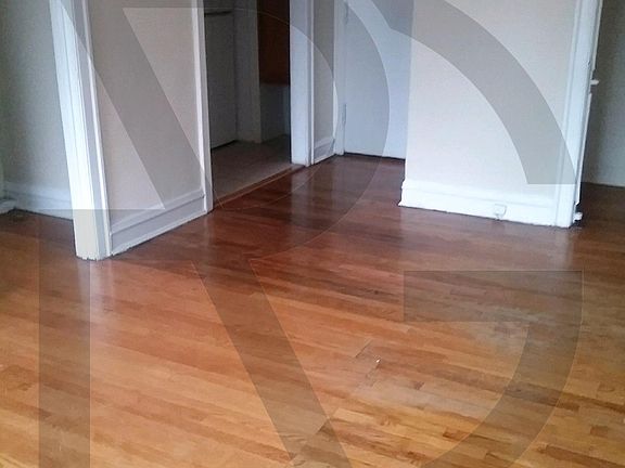 3rd image of 1166 N Dearborn St #1164210